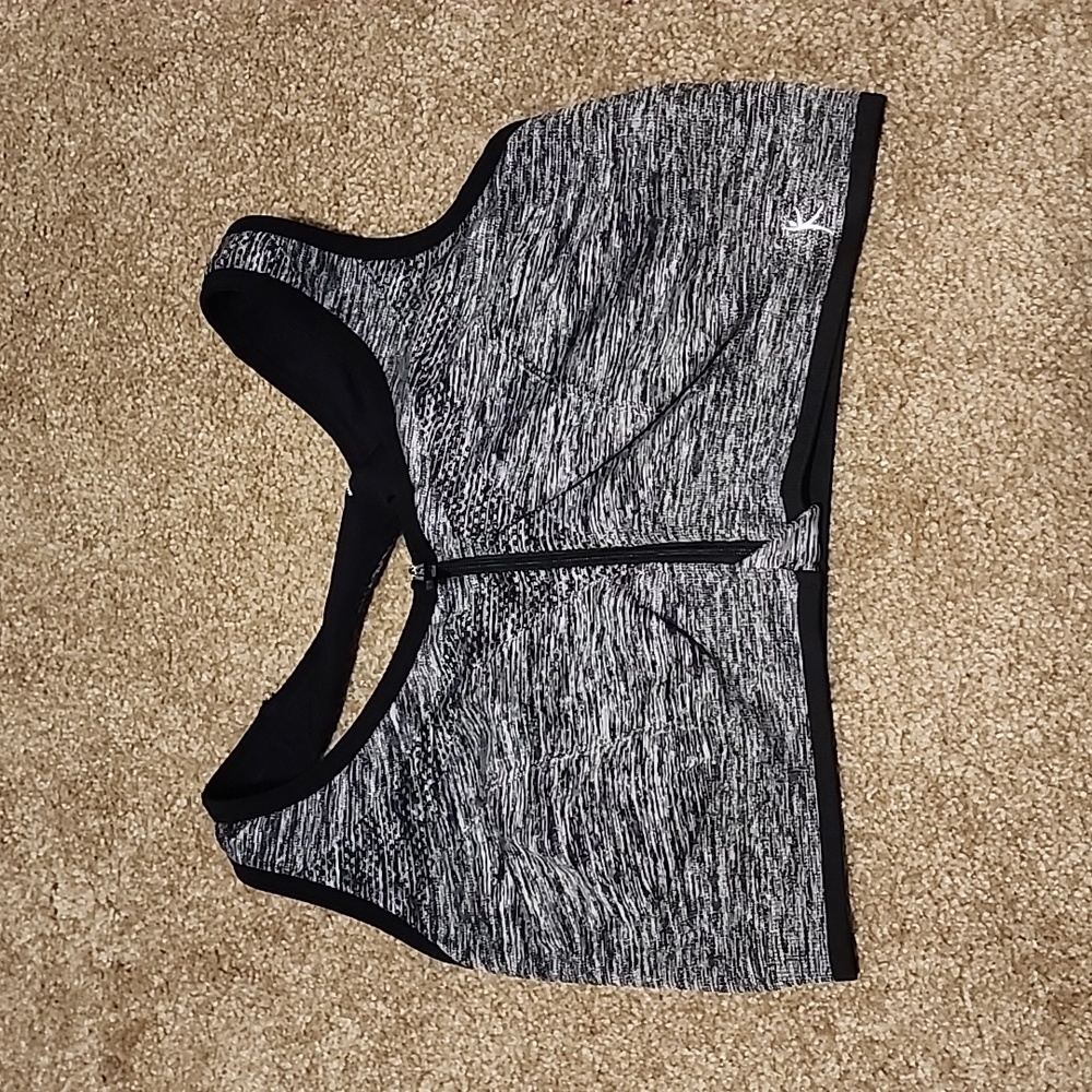 Danskin Sports bra